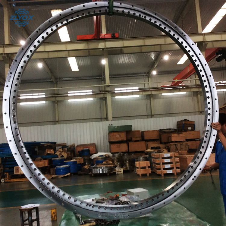 簡(jiǎn)述風(fēng)電轉(zhuǎn)盤(pán)軸承如何安裝？其安裝要點(diǎn)和注意事項(xiàng)